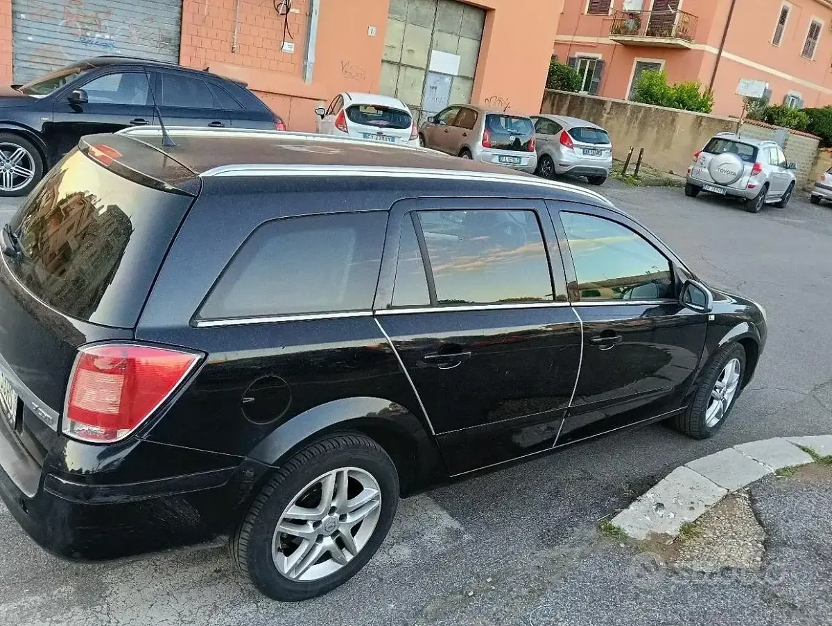 Usata Opel Astra 101 CV (74 kW) 2007 Station wagon