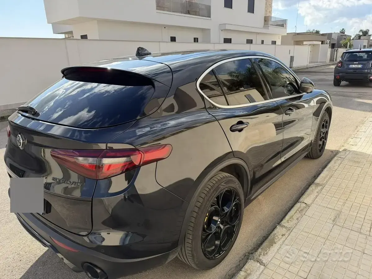 Usata Alfa Romeo Stelvio 200 CV (147 kW) 2017 SUV
