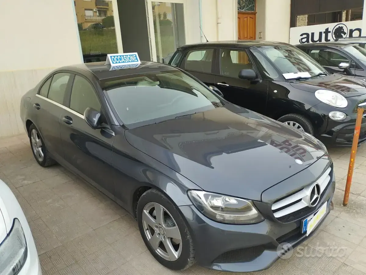Usata Mercedes C180 Exclusive 116 CV (85 kW) 2016 Grigio Berlina