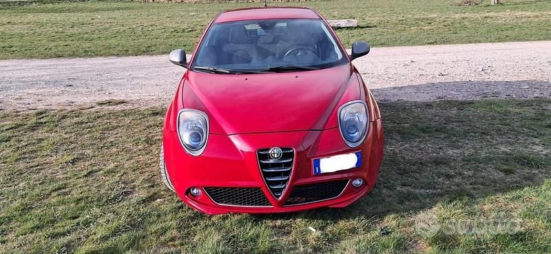 Usata Alfa Romeo MiTo 70 CV (51 kW) 2015 Rosso Utilitaria