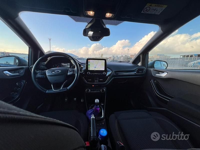 Usata Ford Fiesta ST-Line 120 CV (88 kW) 2019 Blu Utilitaria