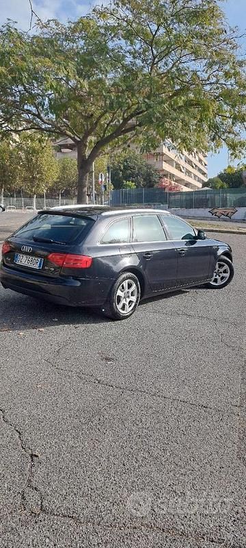 Usata Audi A4 143 CV (105 kW) 2008 Nero Station wagon