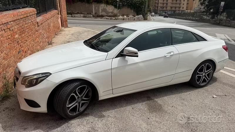 Usata Mercedes E250 204 CV (150 kW) 2014 Bianco Coupé