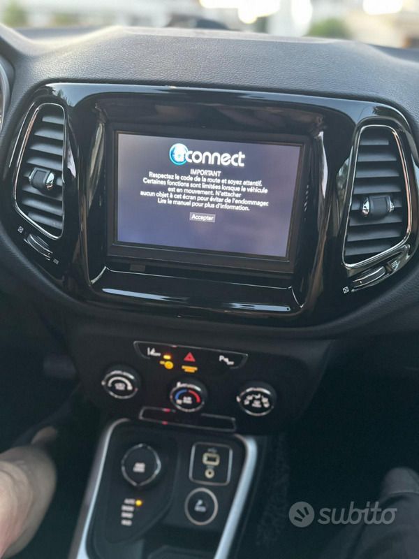 Usata Jeep Compass 140 CV (102 kW) 2018 Grigio SUV