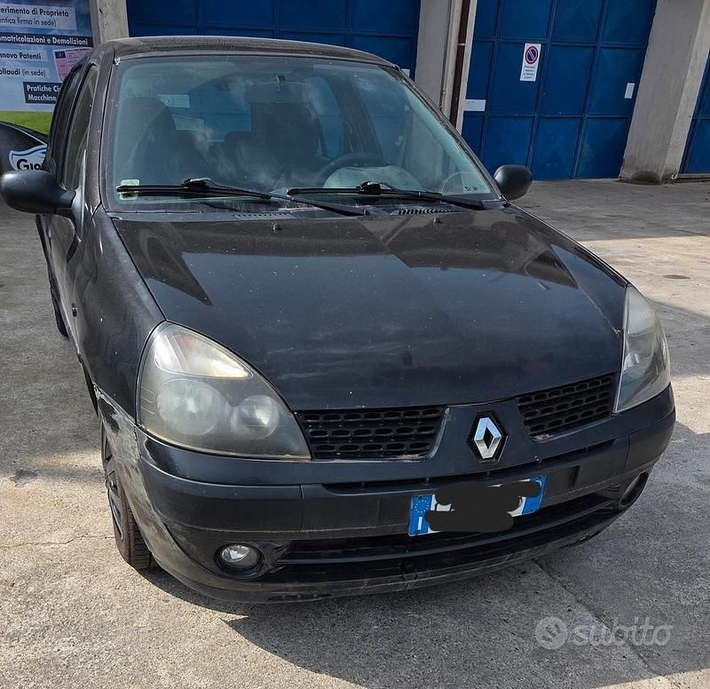 Usata Renault Clio II 2002 Nero Utilitaria