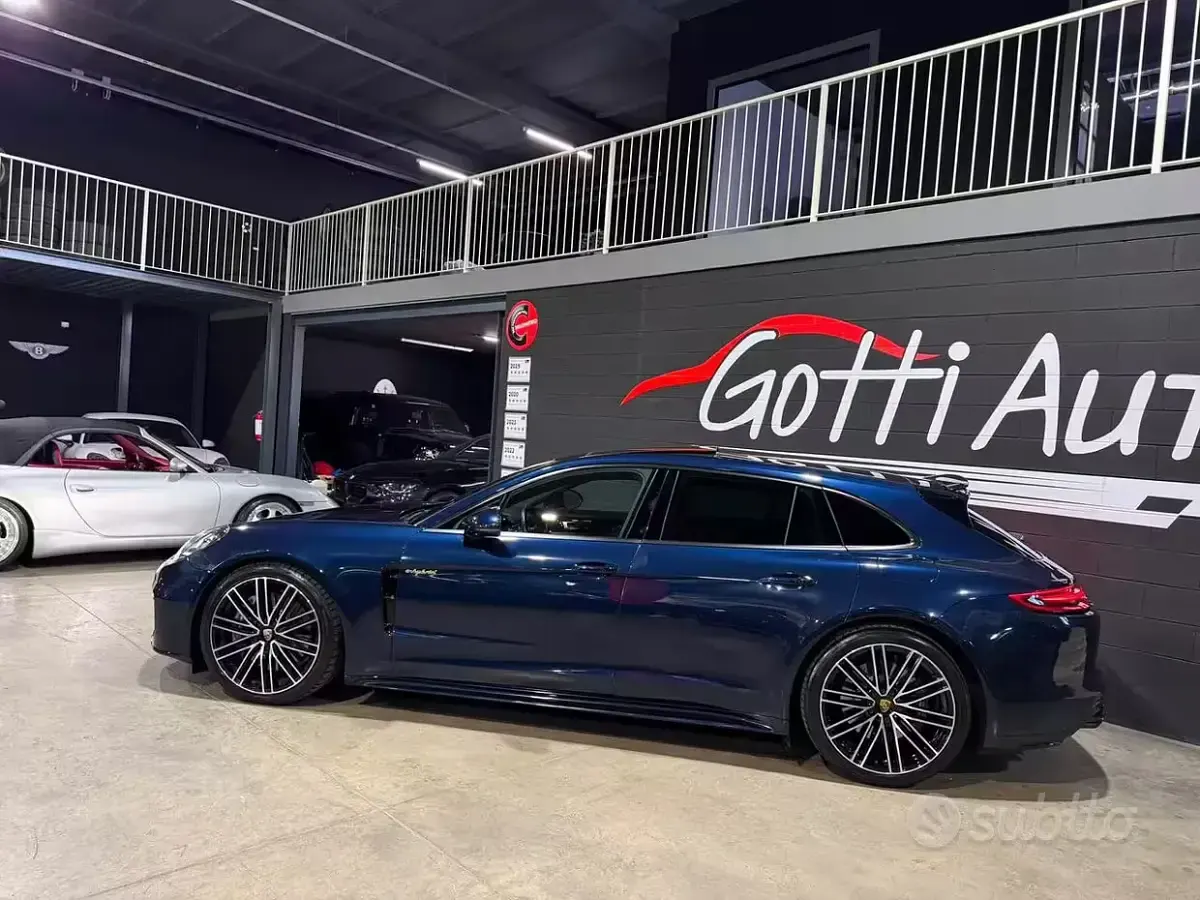 Usata Porsche Panamera Sport Turismo 330 CV (242 kW) 2019 Blu Station wagon