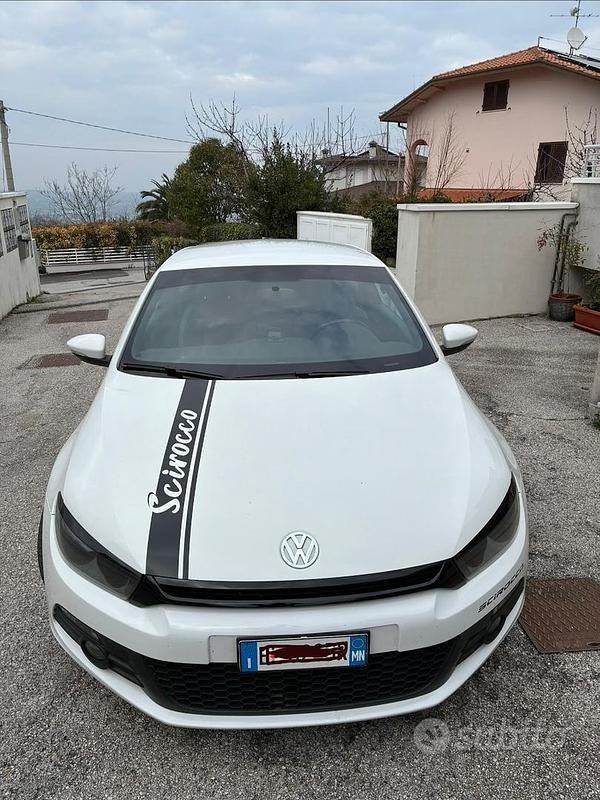 Usata VW Scirocco 122 CV (89 kW) 2011 Bianco Coupé
