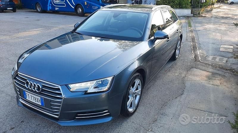 Usata Audi A4 Sport 150 CV (110 kW) 2018 Grigio Station wagon