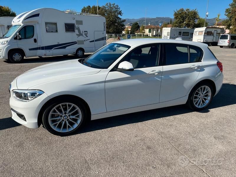 Bianco Usata 2020 BMW 116 Advantage Due volumi | 13.500 € (Super prezzo) - Immagine 1/4