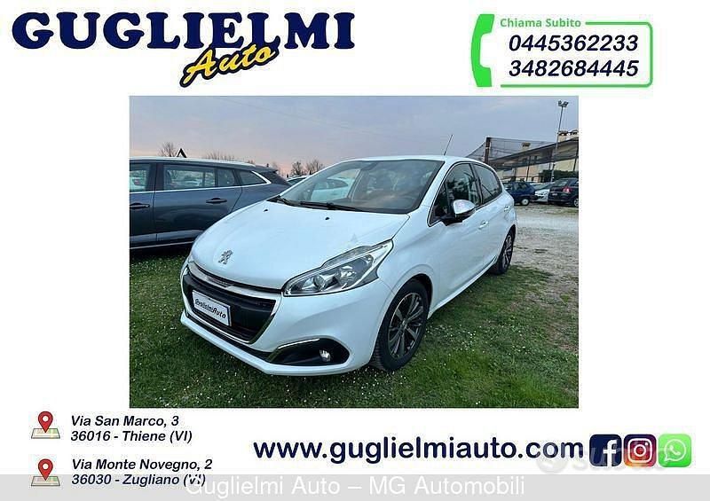 Usata Peugeot 208 Allure 82 CV (60 kW) 2017 Bianco Utilitaria