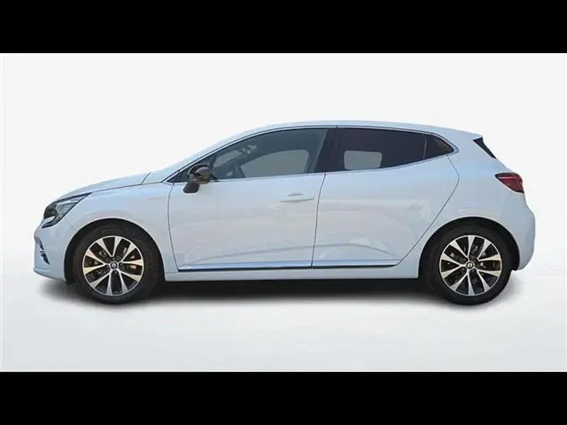 Usata Renault Clio Techno 145 CV (106 kW) 2022 Bianco Utilitaria
