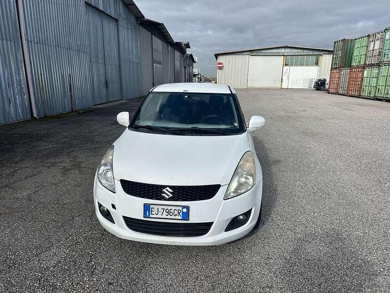 Usata Suzuki Swift GL 75 CV (55 kW) 2012 Bianco Berlina