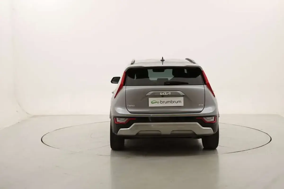 Usata Kia Niro 141 CV (103 kW) 2023 Grigio SUV
