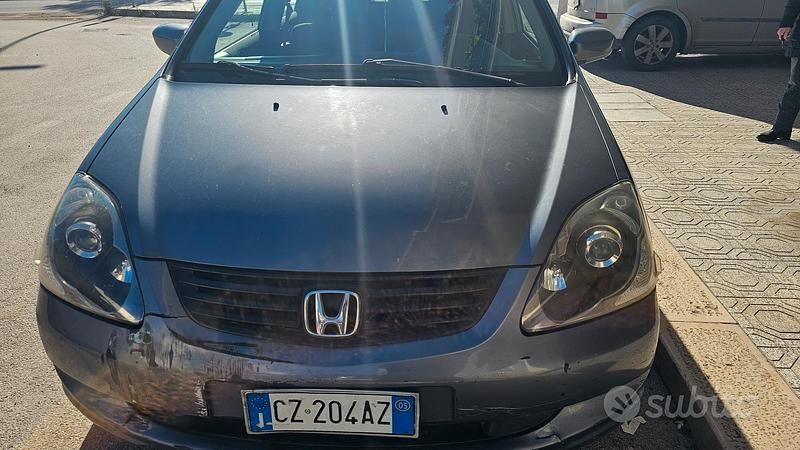 Usata Honda Civic 2005 Grigio Berlina