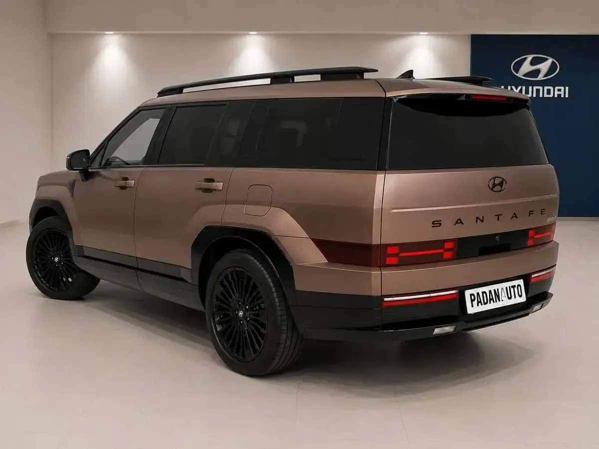 Usata Hyundai Santa Fe 265 CV (194 kW) 2025 Marrone SUV