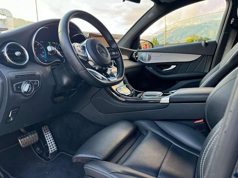 Usata Mercedes GLC300e Premium 258 CV (189 kW) 2020 Blu/azzurro Coupé