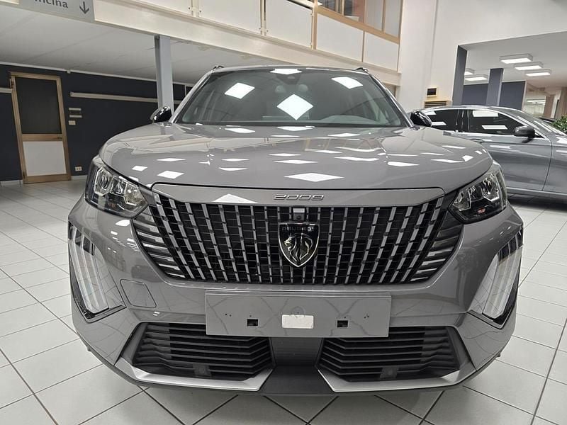 Grigio Usata 2025 Peugeot 2008 Allure SUV | 26.900 € - Immagine 1/4
