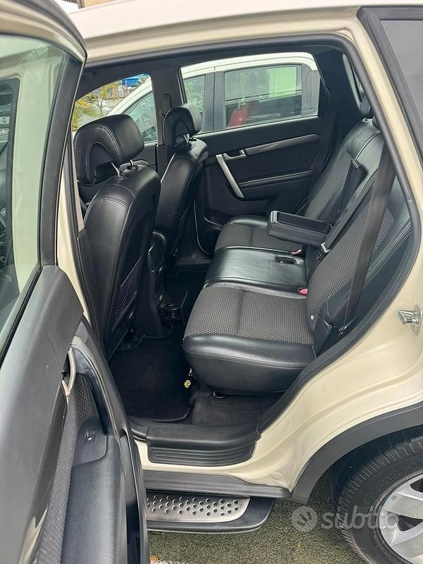 Usata Chevrolet Captiva 2009 Bianco SUV