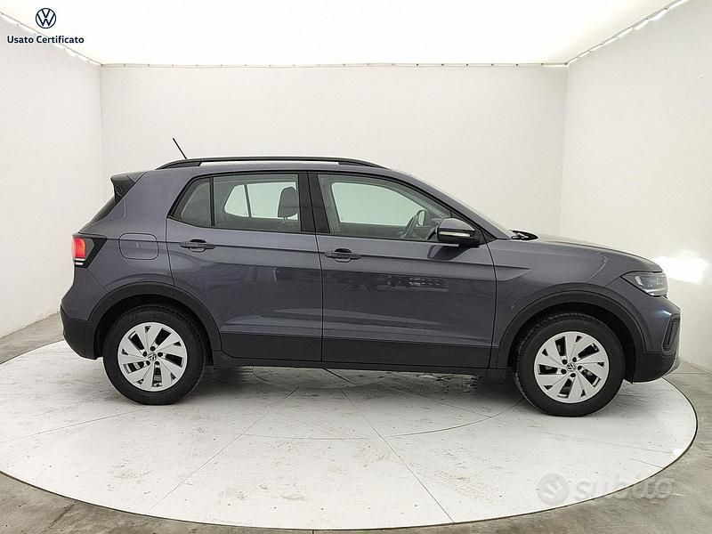 Usata VW T-Cross Life 95 CV (69 kW) 2024 Grigio SUV
