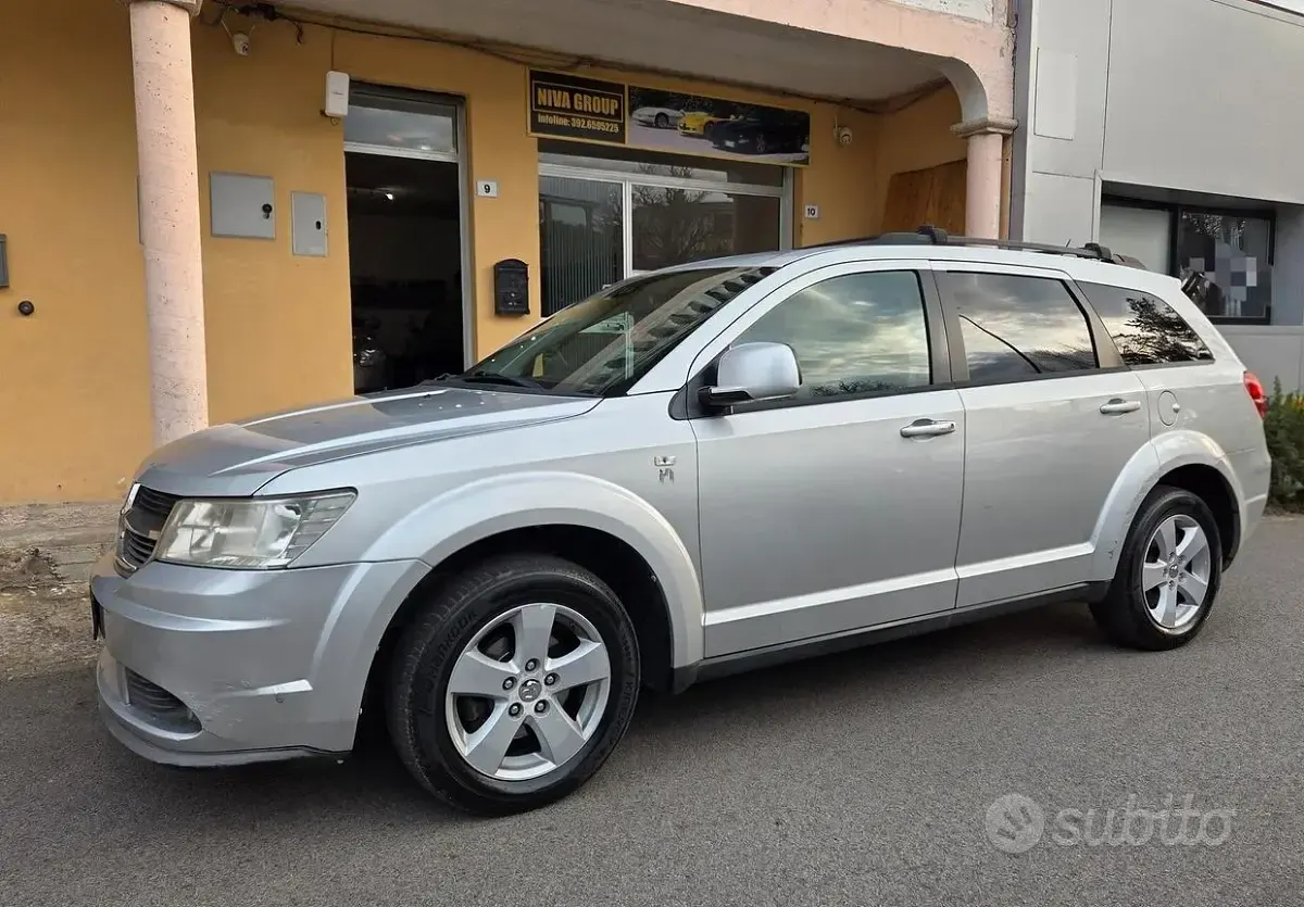 Usata Dodge Journey SE 140 CV (102 kW) 2011 SUV
