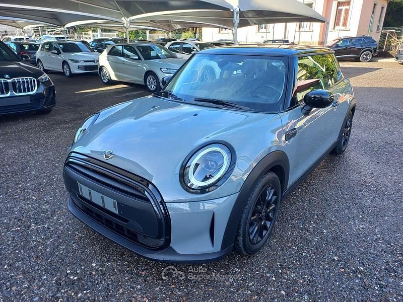 Usata Mini Cooper D Classic 136 CV (100 kW) 2022 Gray Utilitaria