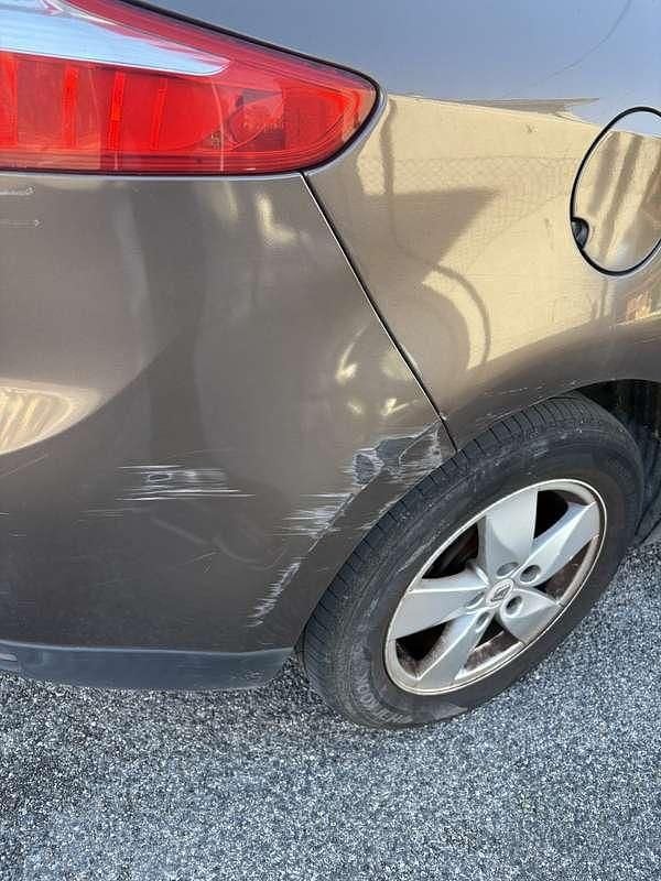 Usata Renault Scénic III Exception 120 CV (88 kW) 2009 Monovolume