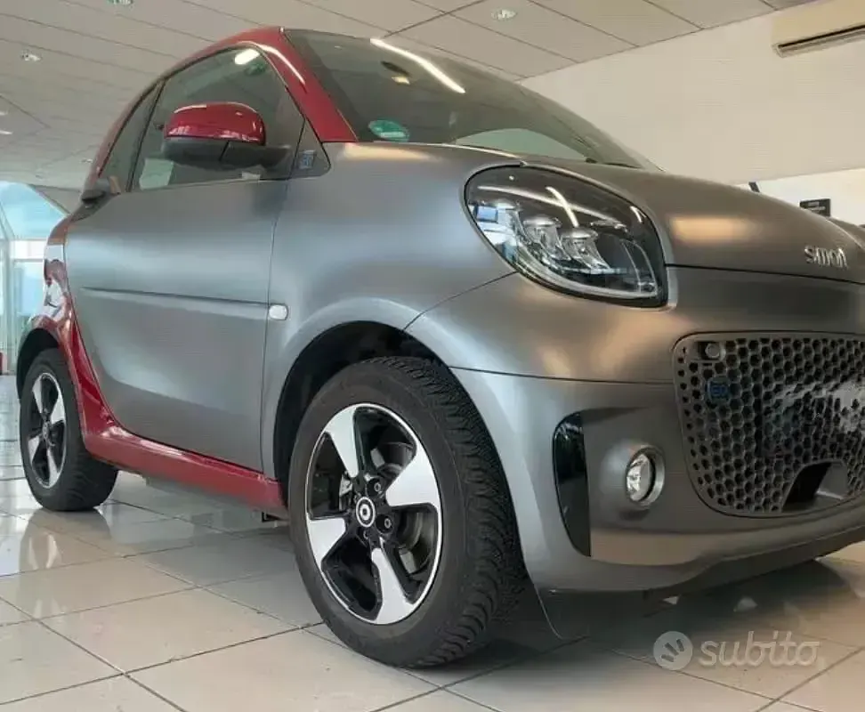 Usata Smart ForTwo Coupé Passion 41 kW (56 CV) 2022 Grigio Utilitaria