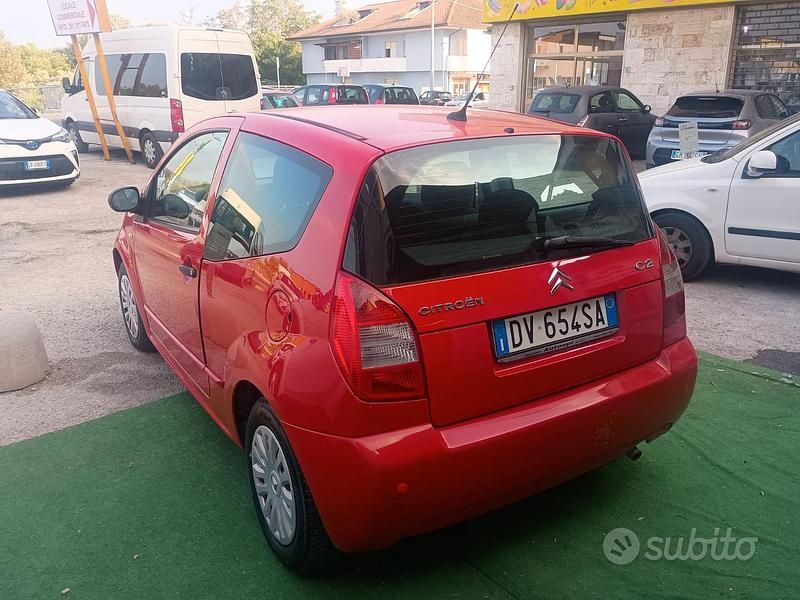 Usata Citroën C2 60 CV (44 kW) 2008 Rosso Utilitaria