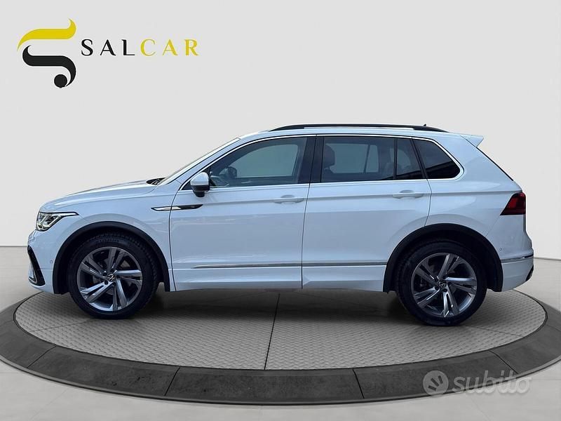 Usata VW Tiguan R-line 150 CV (110 kW) 2022 Bianco SUV