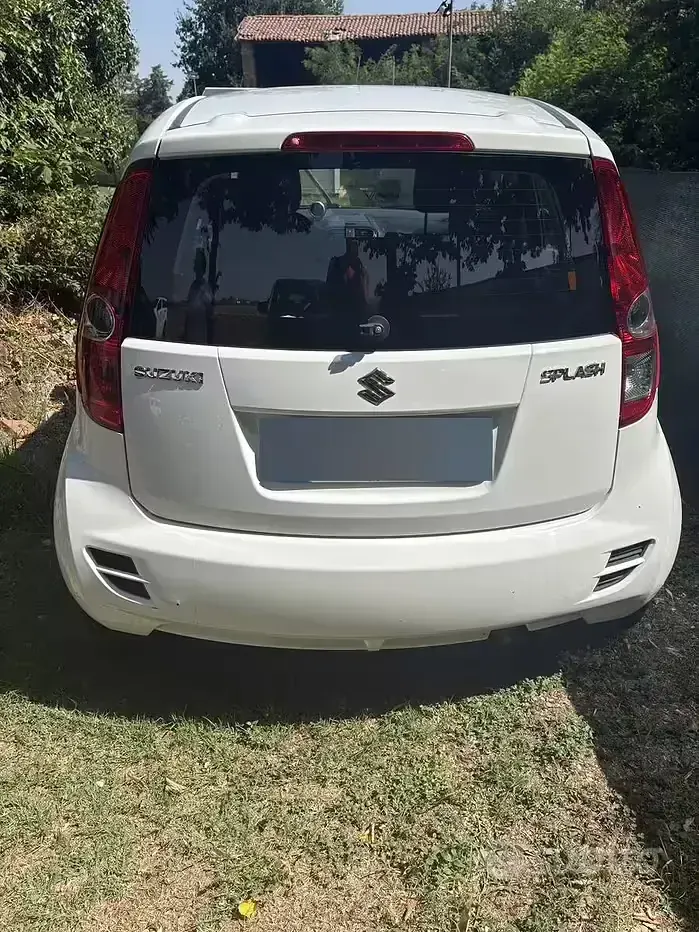 Usata Suzuki Splash 68 CV (50 kW) 2014 Bianco Utilitaria