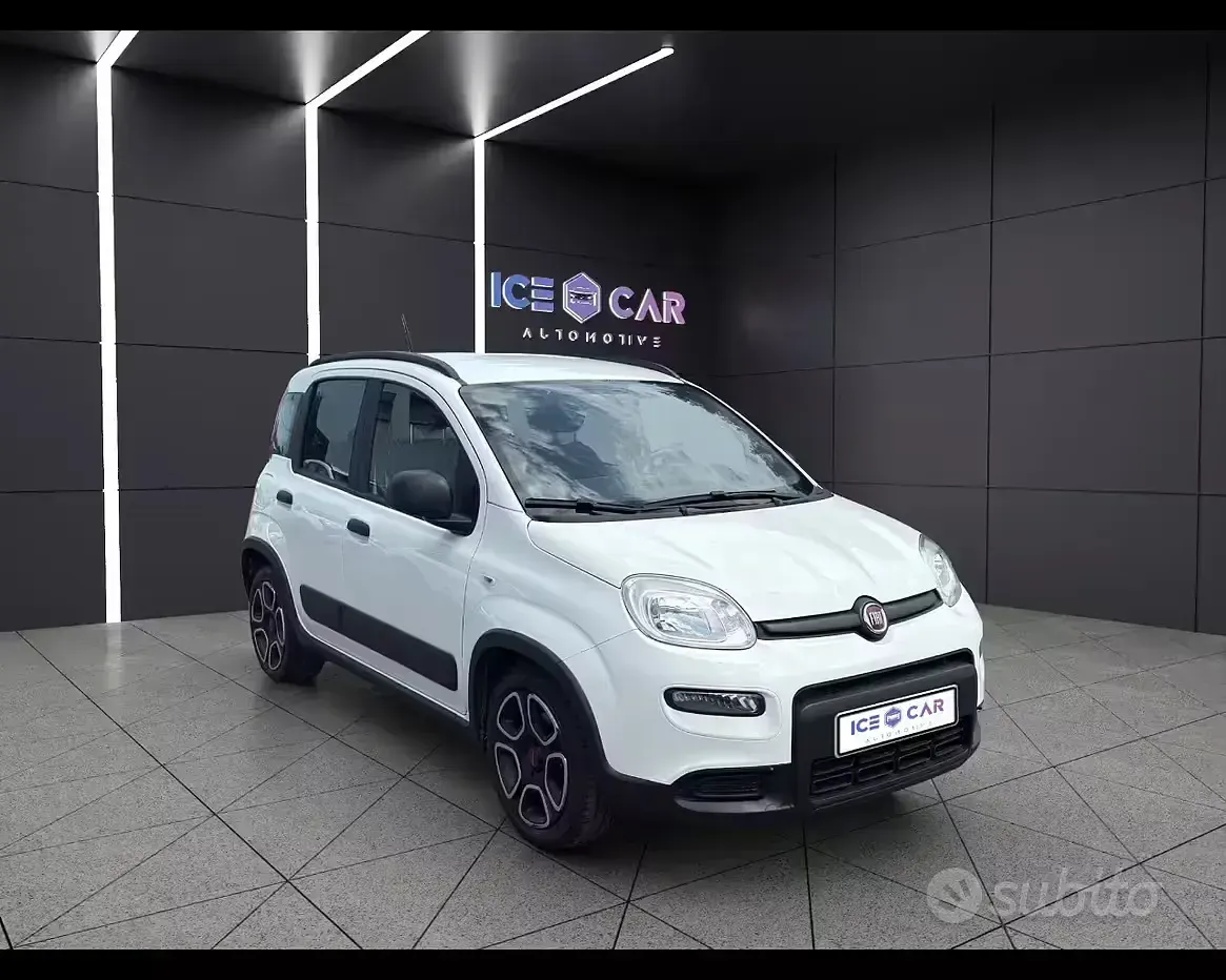 Usata Fiat Panda City Life 70 CV (51 kW) 2022 Bianco Utilitaria