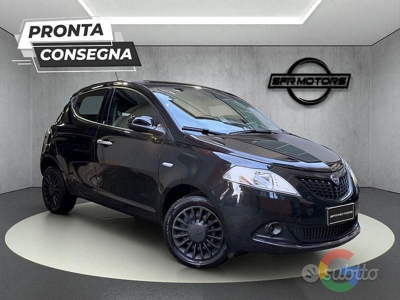 Usata Lancia Ypsilon 71 CV (52 kW) 2024 Other Utilitaria