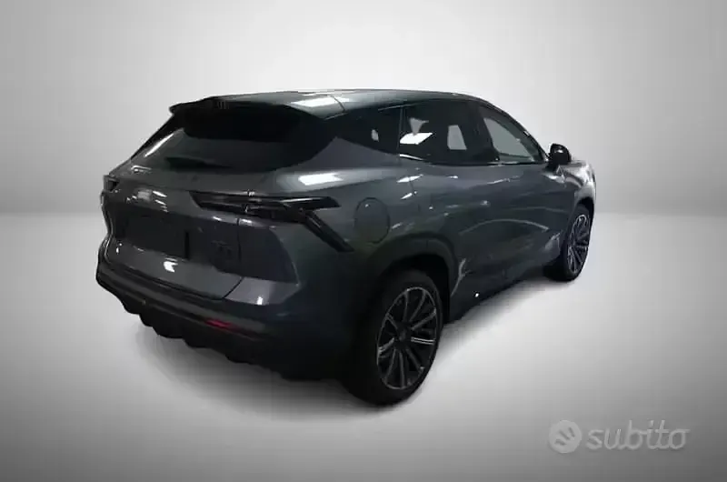 Nuova Sportequipe S6 GT 186 CV (136 kW) 2025 Grigio SUV