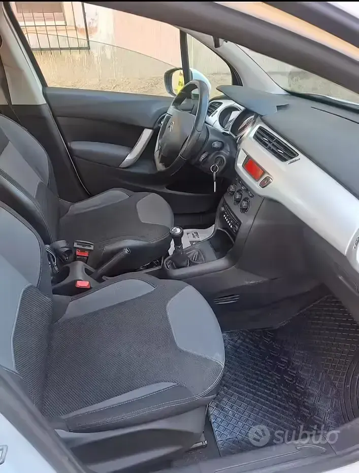 Usata Citroën C3 82 CV (60 kW) 2012 Bianco Berlina