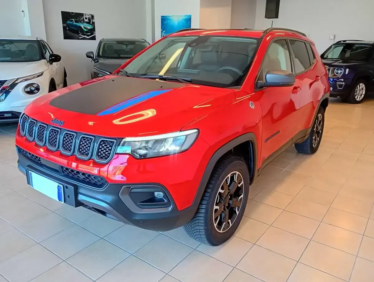 Usata Jeep Compass Trailhawk 241 CV (177 kW) 2021 Rosso SUV