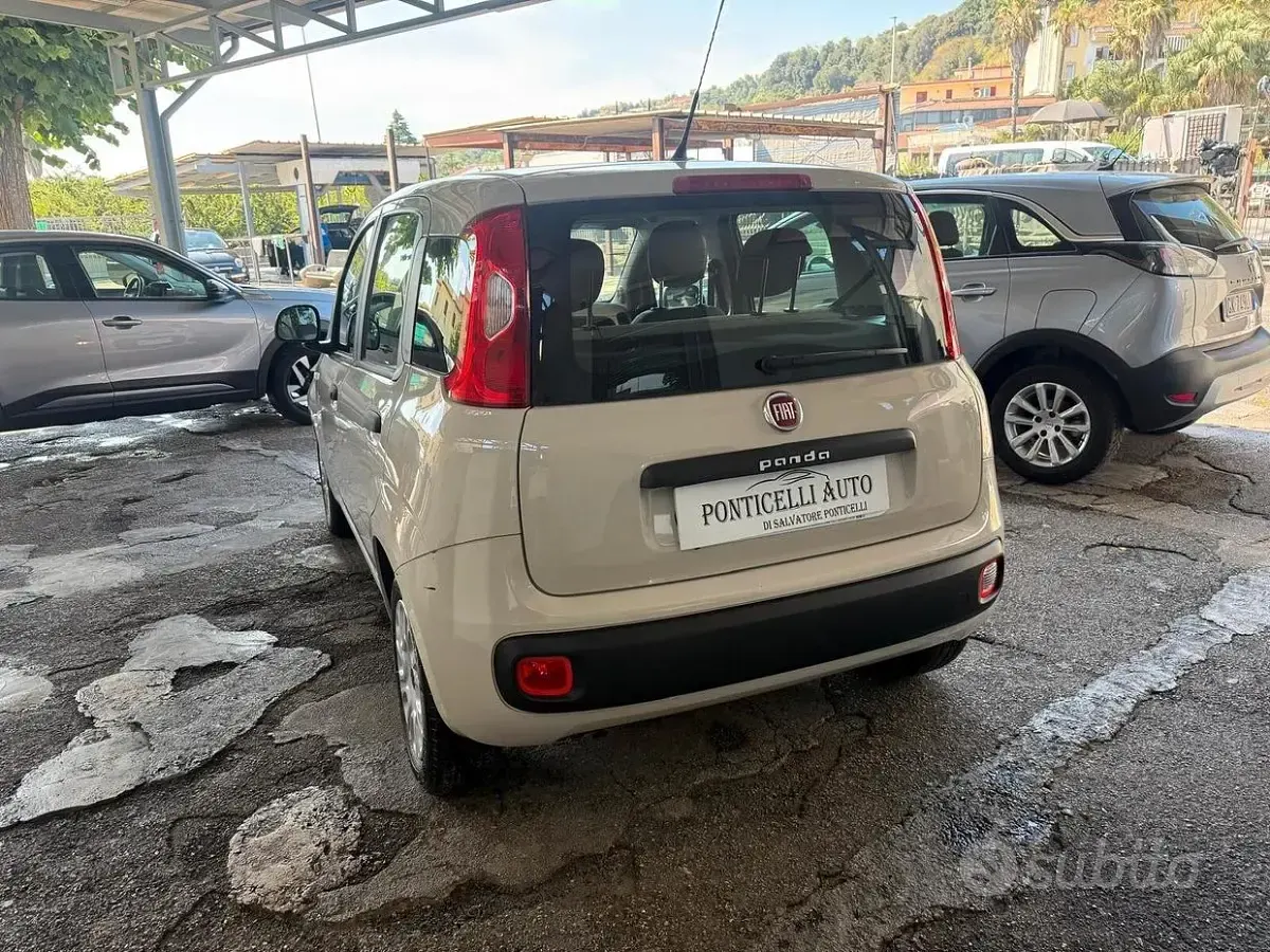 Usata Fiat Panda Easy 69 CV (50 kW) 2016 Beige Utilitaria