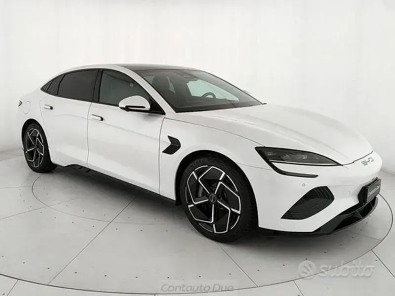 Nuova BYD Seal Design 230 kW (313 CV) 2026 Bianco Berlina
