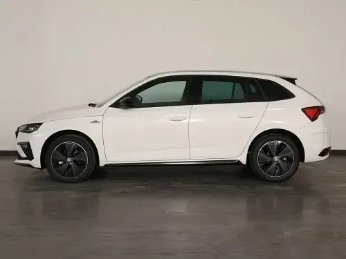 Usata Skoda Scala Monte Carlo 116 CV (85 kW) 2025 Bianco magnolia Utilitaria