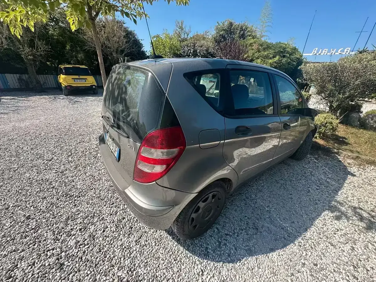 Usata Mercedes A180 109 CV (80 kW) 2005 Berlina