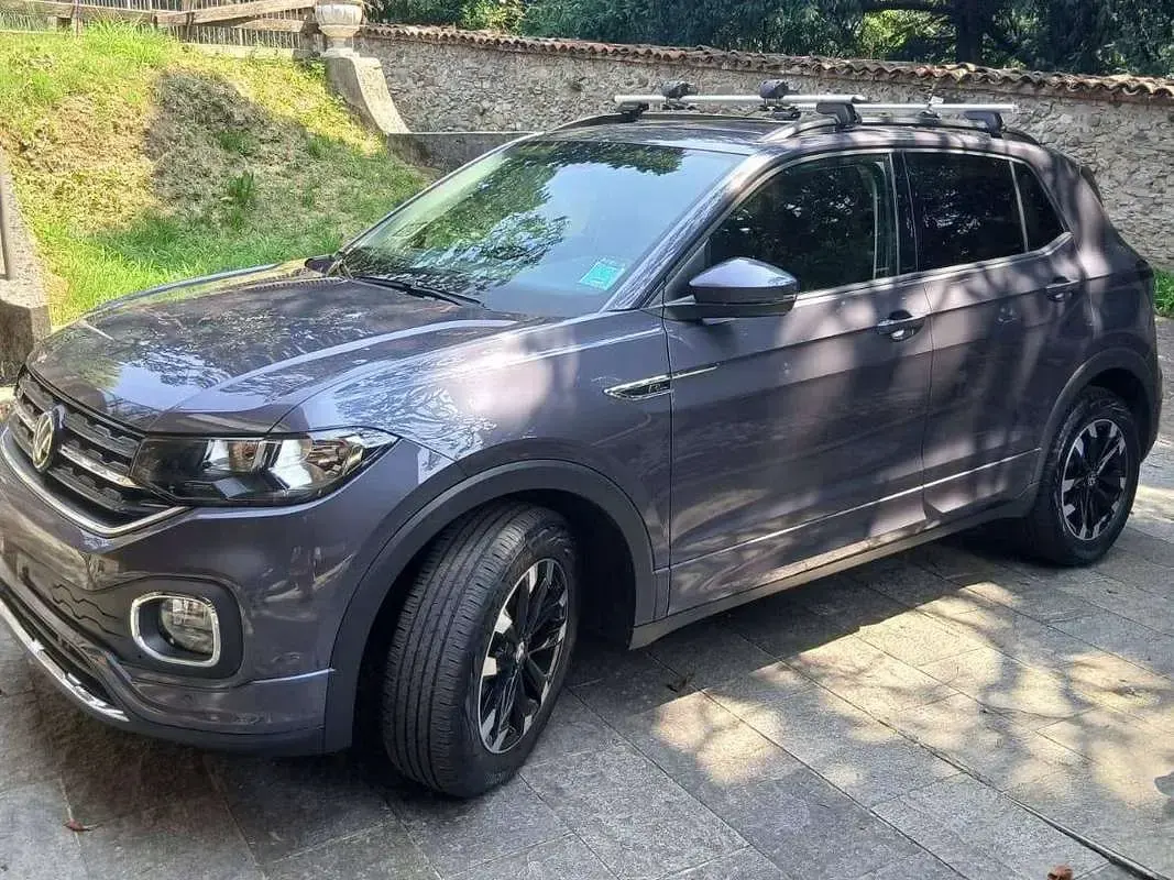 Usata VW T-Cross Sportline 110 CV (80 kW) 2024 Grigio SUV