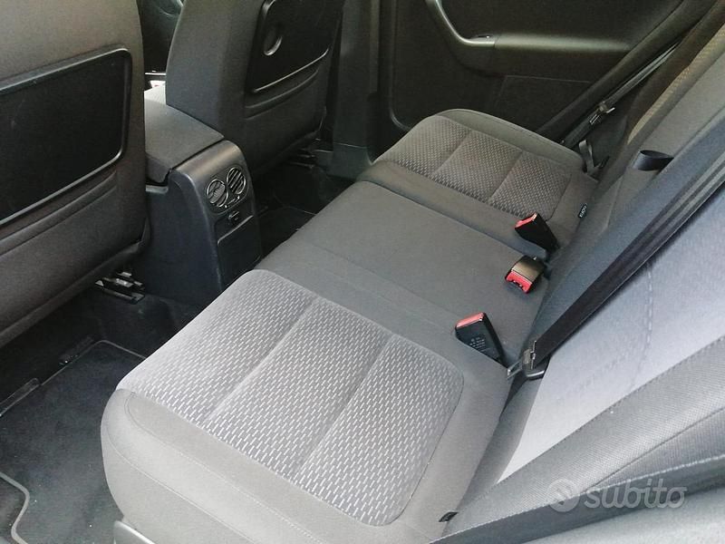 Usata VW Golf VI 110 CV (80 kW) 2009 Grigio Utilitaria