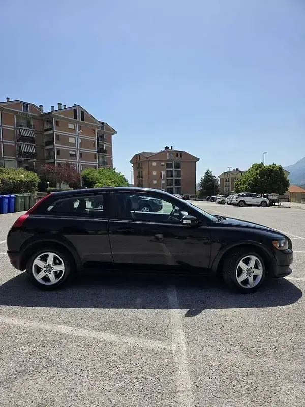 Usata Volvo C30 109 CV (80 kW) 2009 Utilitaria