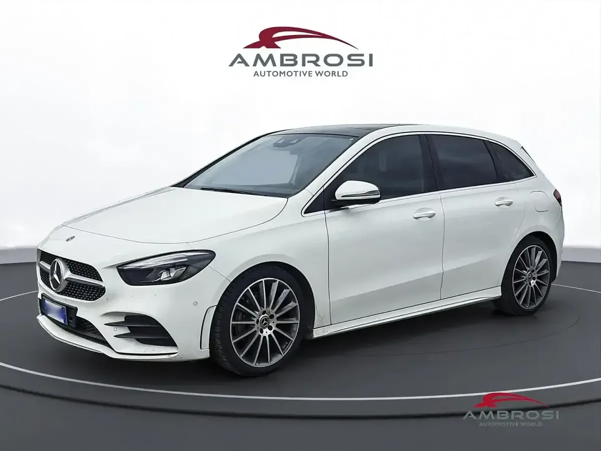 Begagnad Mercedes B180 Premium 116 HK (85 kW) 2019 Minibuss