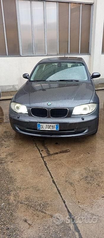 Usata BMW 120 163 CV (119 kW) 2007 Utilitaria