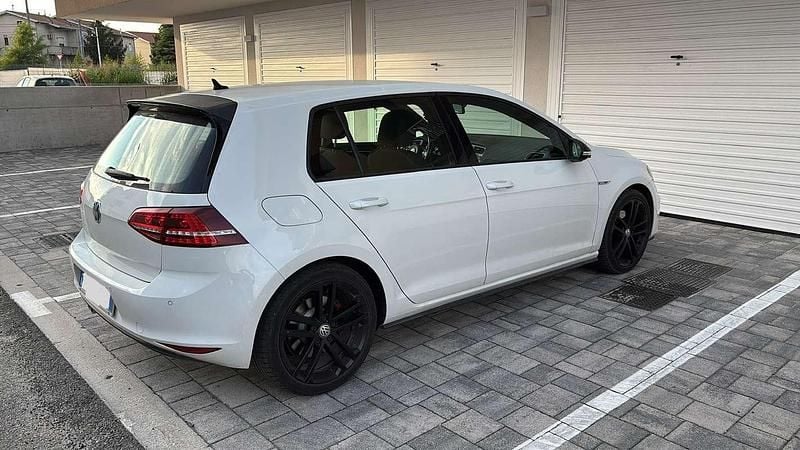 Usata VW Golf VII GTD 184 CV (135 kW) 2015 Bianco Berlina