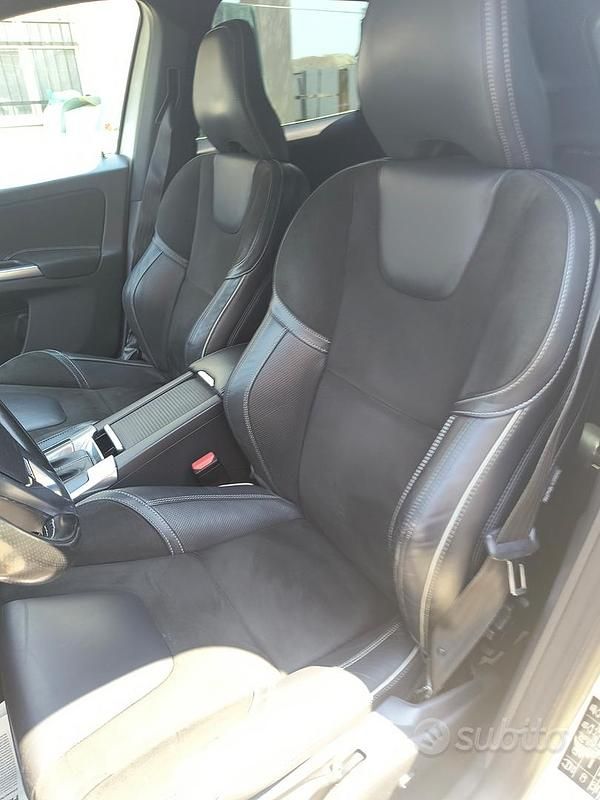 Usata Volvo XC60 R-Design 150 CV (110 kW) 2017 Bianco SUV