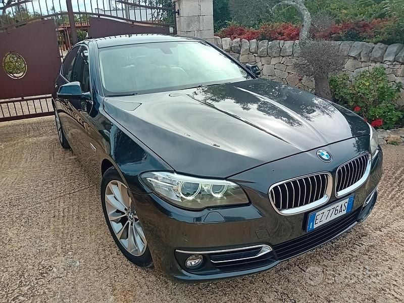 Usata BMW 520 Luxury Line 190 CV (139 kW) 2015 Grigio Berlina