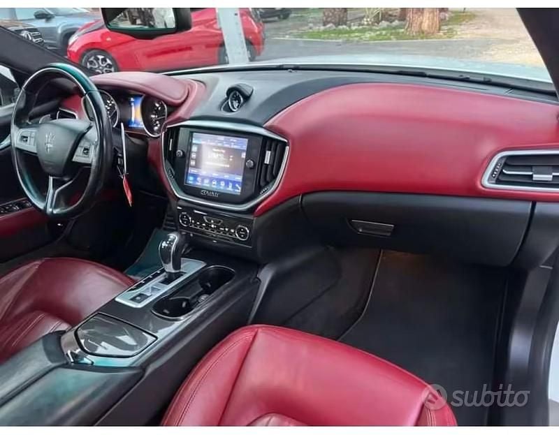 Usata Maserati Ghibli 250 CV (183 kW) 2015 Bianco Berlina