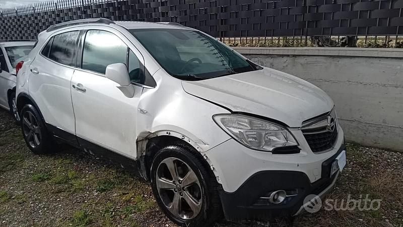 Bianco Usata 2013 Opel Mokka Cosmo SUV | 2800 € (Super prezzo) - Immagine 1/4