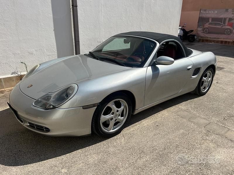 Usata Porsche Boxster 204 CV (150 kW) 1996 Argento Cabrio